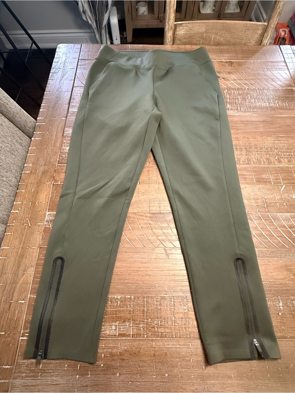 3/$15 ardene Olive Green Leggings with Ankle Zippers